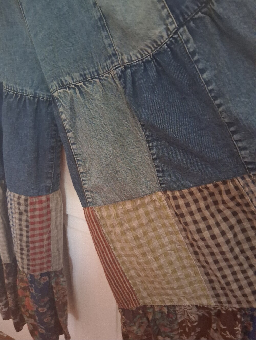 ✨ NWT Young Threads Boho Patchwork Tiered Wide-Leg Palazzo Pants - Size M ✨ - Picture 4 of 8